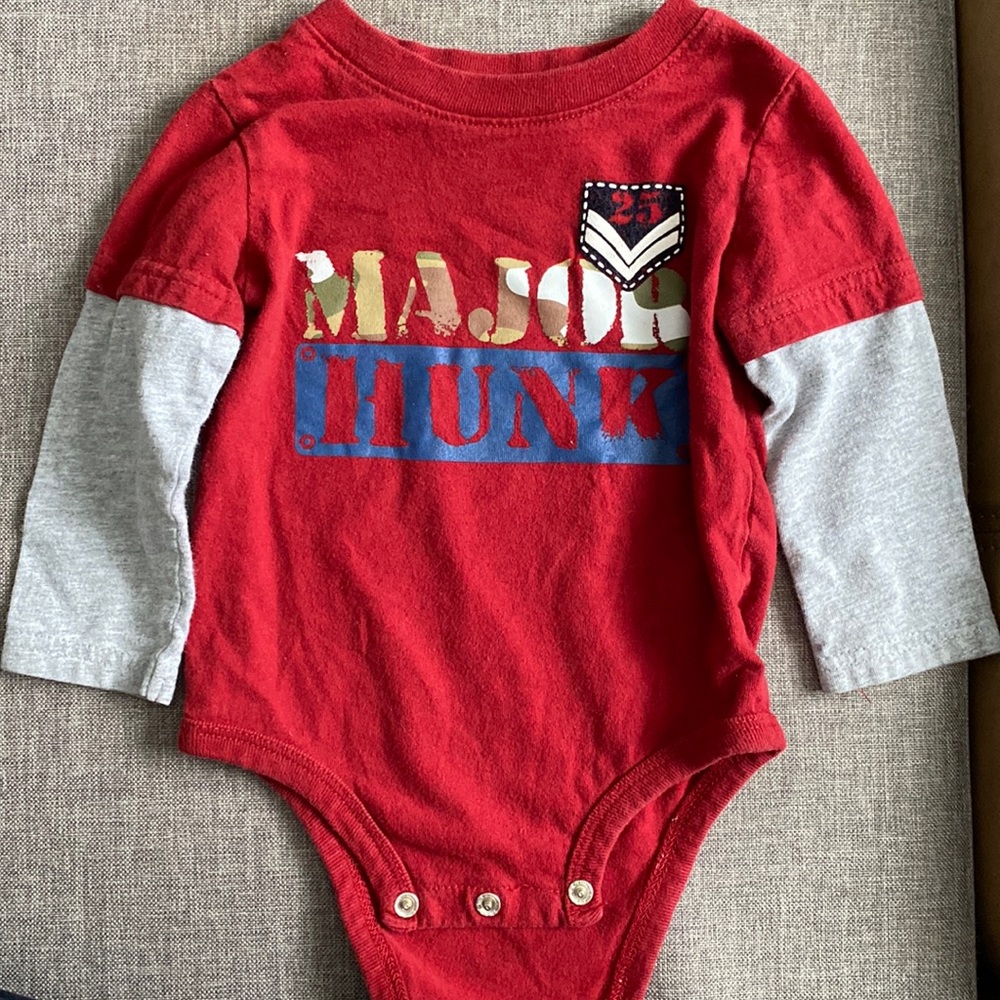 Long sleeved body suit cute ☺️ excellent condition